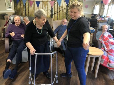 People dancing