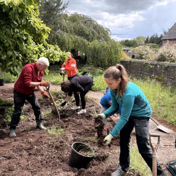 EDF volunteers