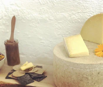 Dale end cheddar